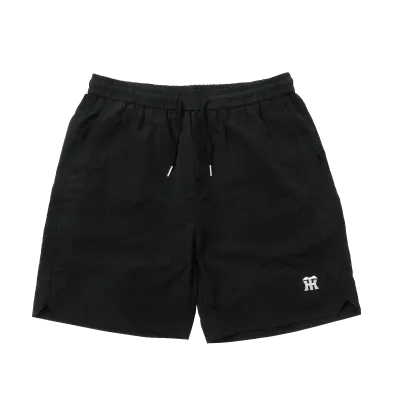 オールブラック・ハーフパンツ