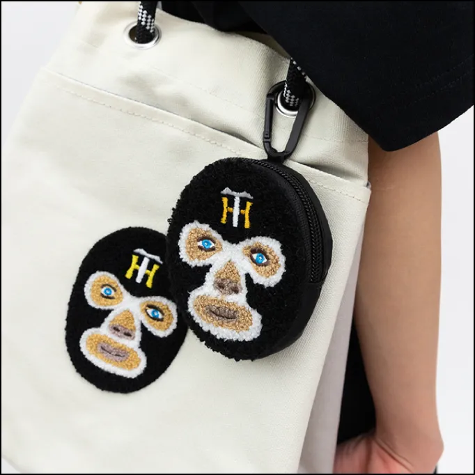 gym master サガラ刺繍覆面レスラーポーチ