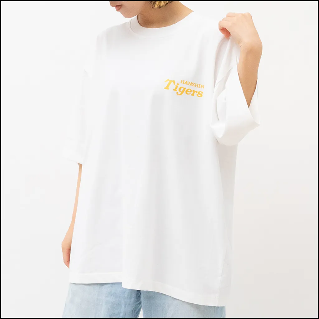 ビッグ虎プリントTシャツ（ホワイト）前面