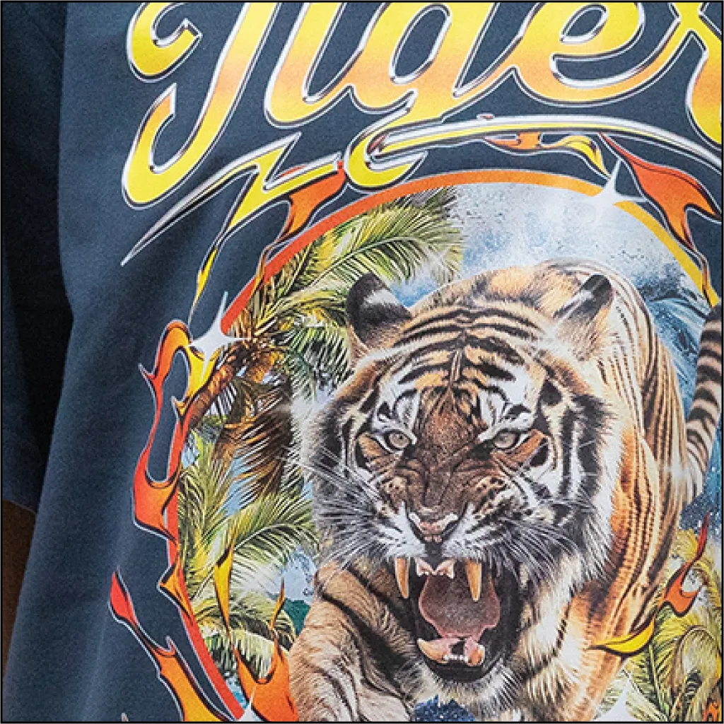 SURFING TIGER Tシャツ（スレート） 絵